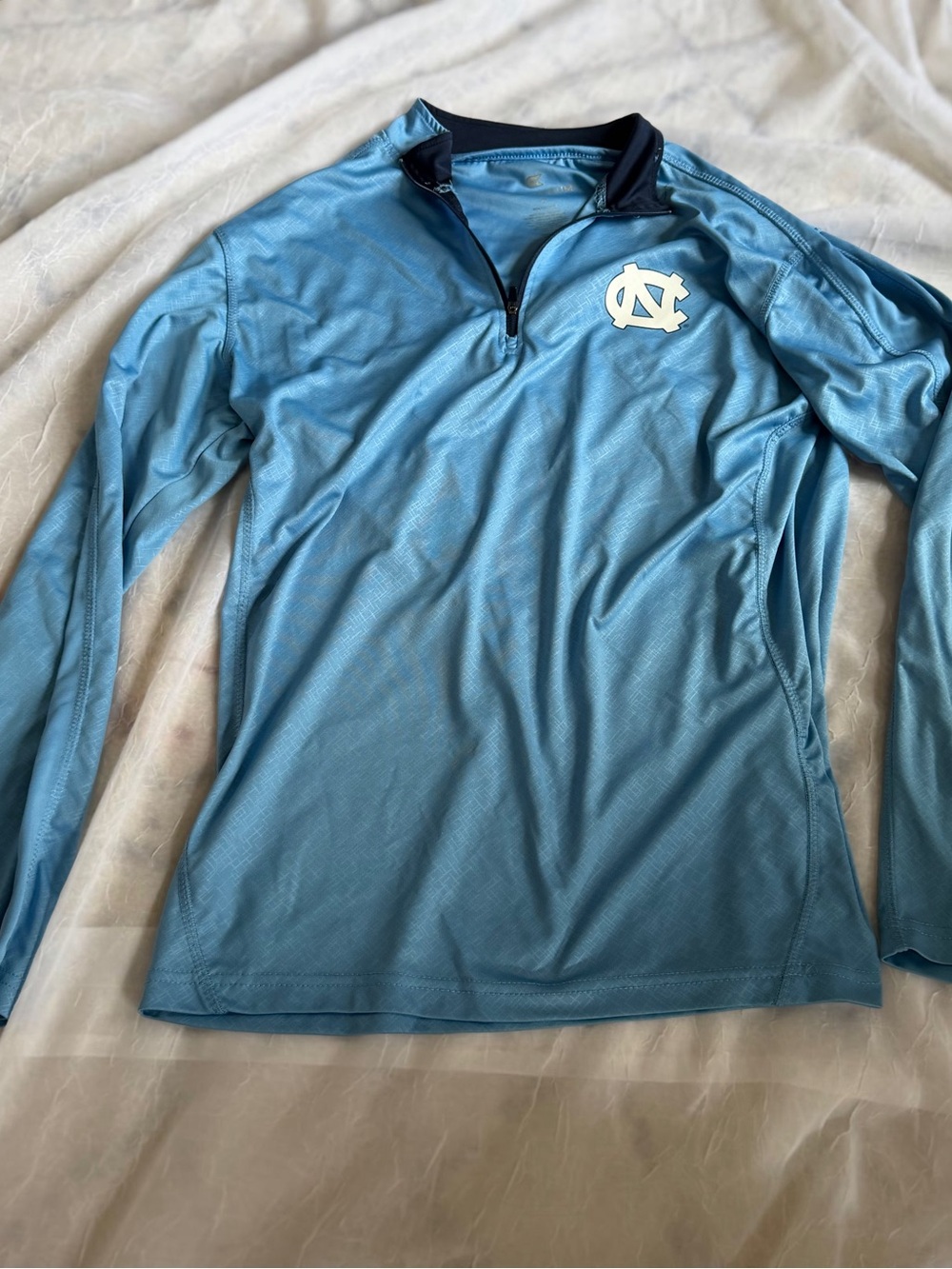 Tar Heels Colosseum Light Blue Mens Performance Pullover